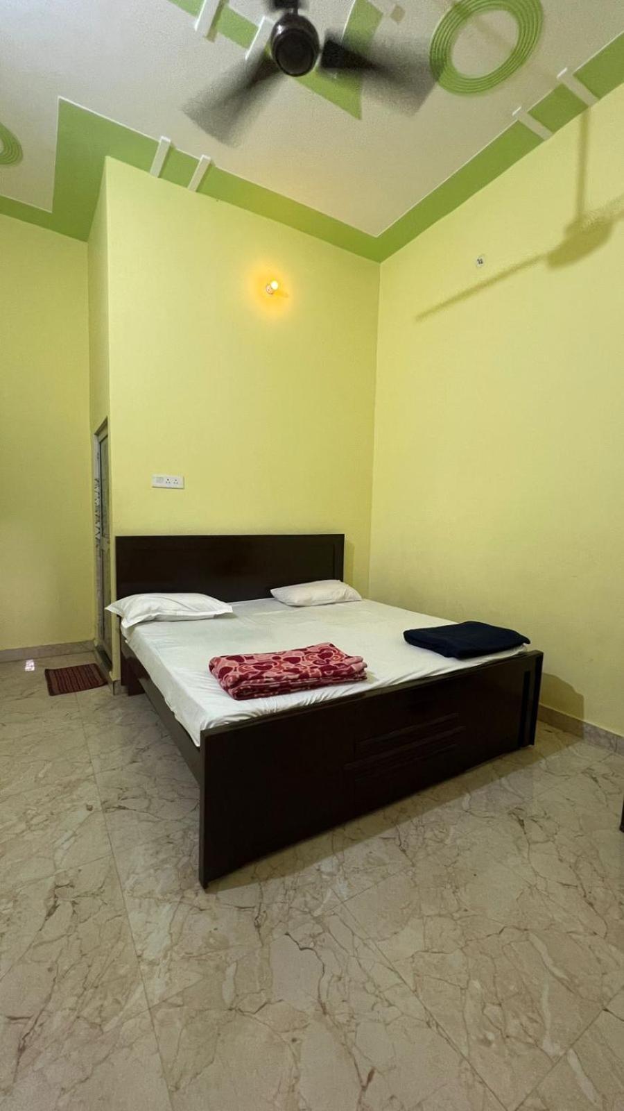 Hotel Vijay Palace Ayodhya Exterior photo